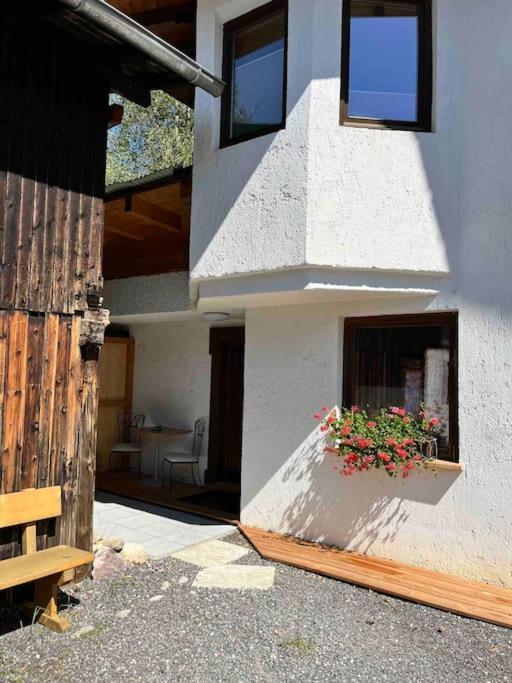 Haus Alberto - Haus Mit 2 Ferienwohnungen Ötztal-Bahnhof Kültér fotó