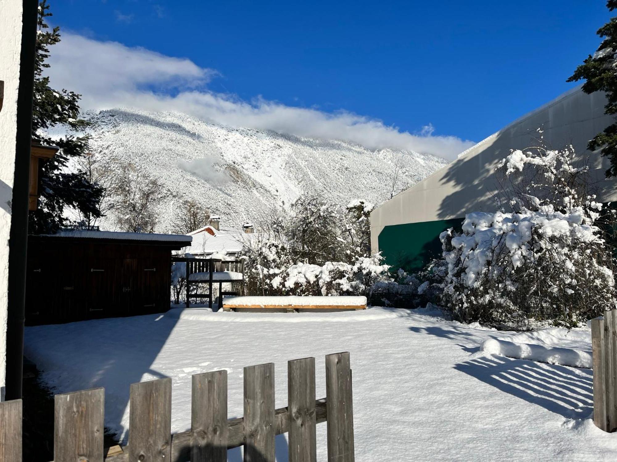 Haus Alberto - Haus Mit 2 Ferienwohnungen Ötztal-Bahnhof Kültér fotó